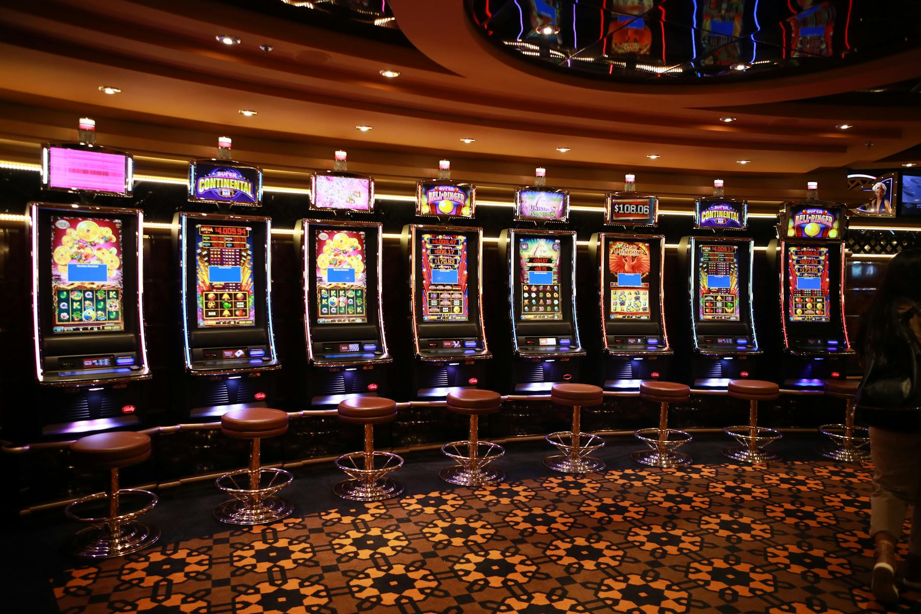 Nổ hũ hấp dẫn nhưng kết quả vẫn phụ thuộc vào cơ chế ngẫu nhiên của từng game.